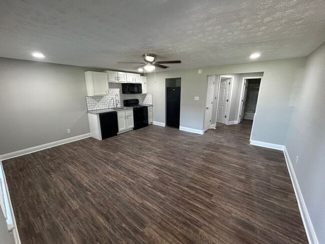 Flats at Turfland