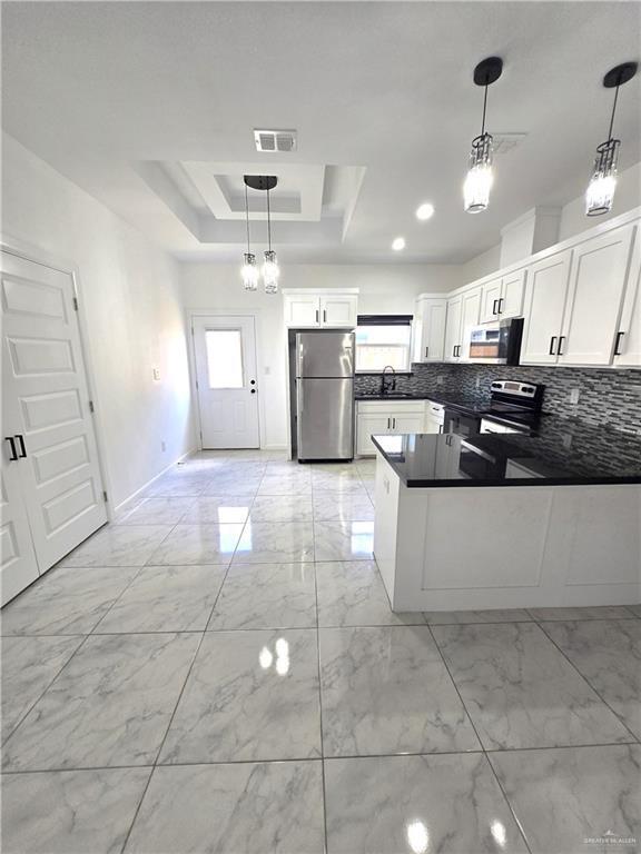 Photo - 13 W Woodson Dr Unit 3