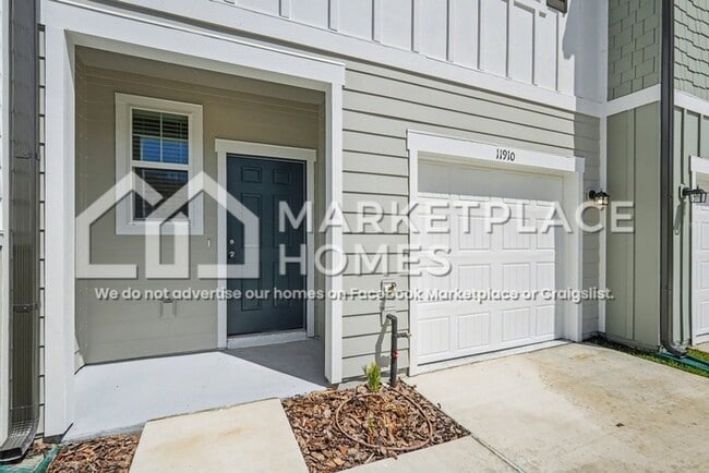 Photo - 11910 Sylvia St