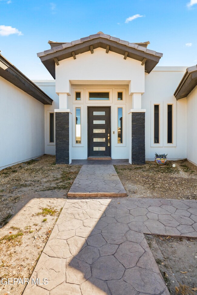 Photo - 12498 Chamberlain Dr