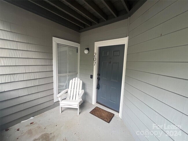 Photo - 207 Northwest Dr