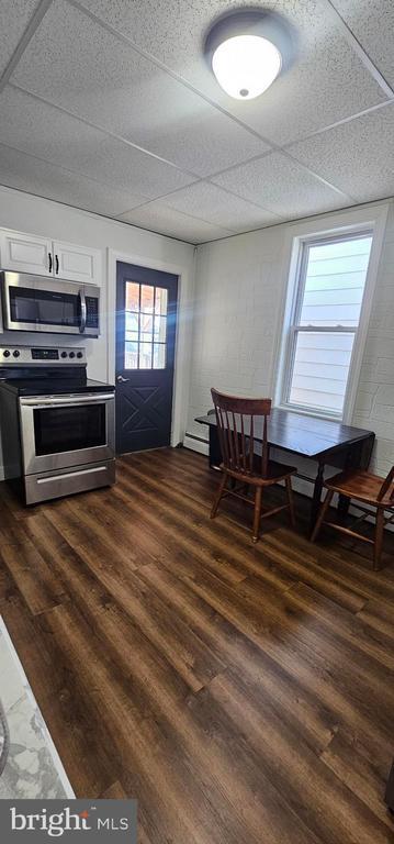 Photo - 305 Haven St