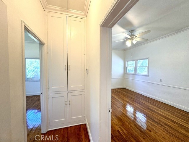 Photo - 1325 E Altadena Dr