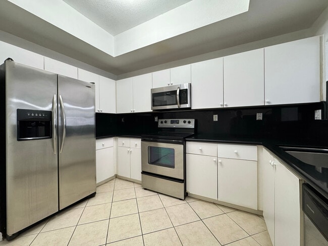 Photo - 8886 W Flagler St