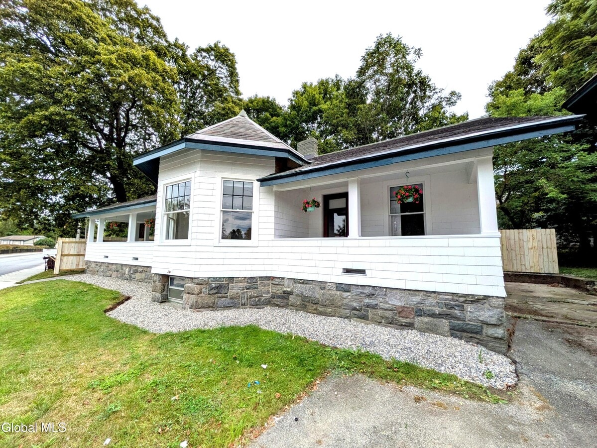 Photo - 4 Palmer Ave