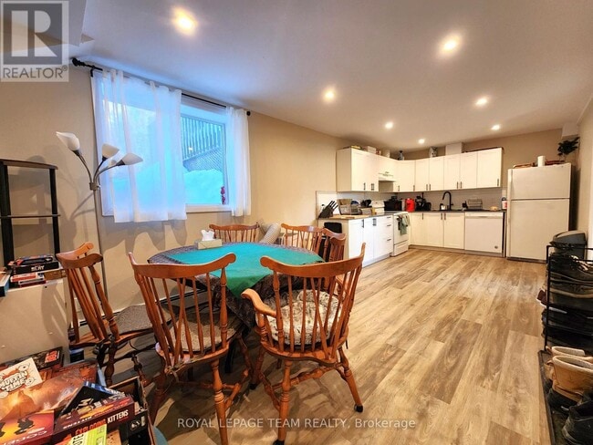 Photo - 50 Fringewood Dr