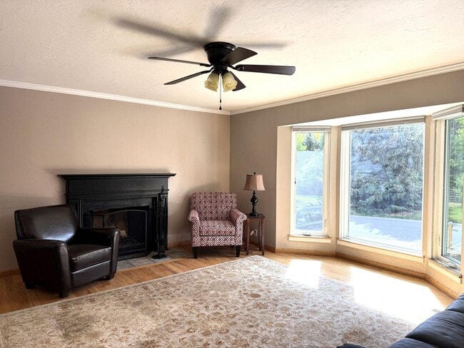 Photo - Great location in Park Meadows
