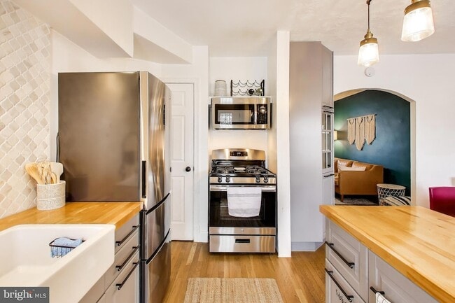 Photo - 1766 E Street NE Unit