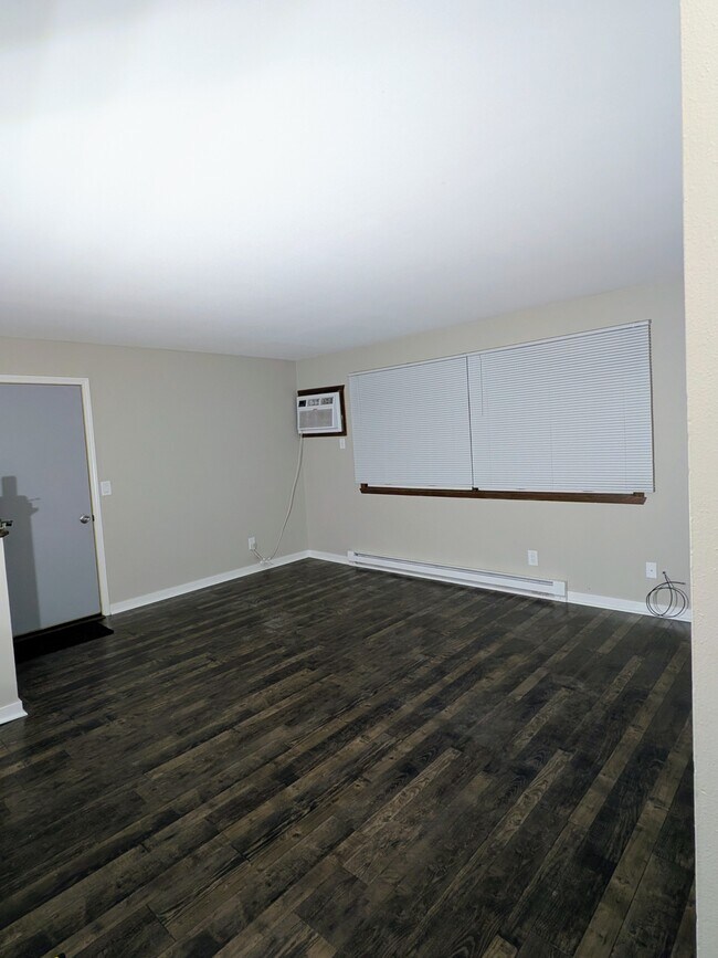 Photo - 5182 Seaton Hall Dr Unit #3