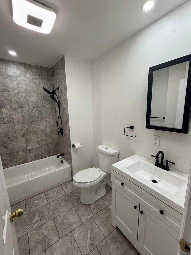 Photo - 105 Rosa Parks Blvd Unit 2