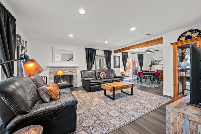 Photo - 1298 Rachel Cir