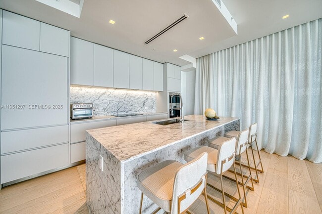 Photo - 5775 Collins Ave Unit 703