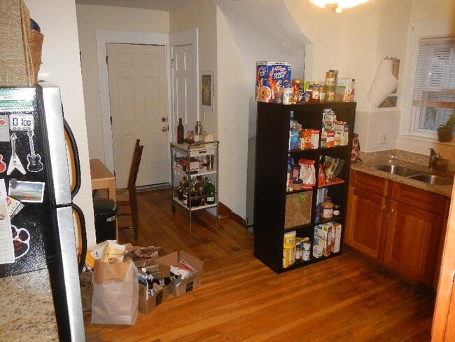 Building Photo - 16 Stockwell St Unit 01E