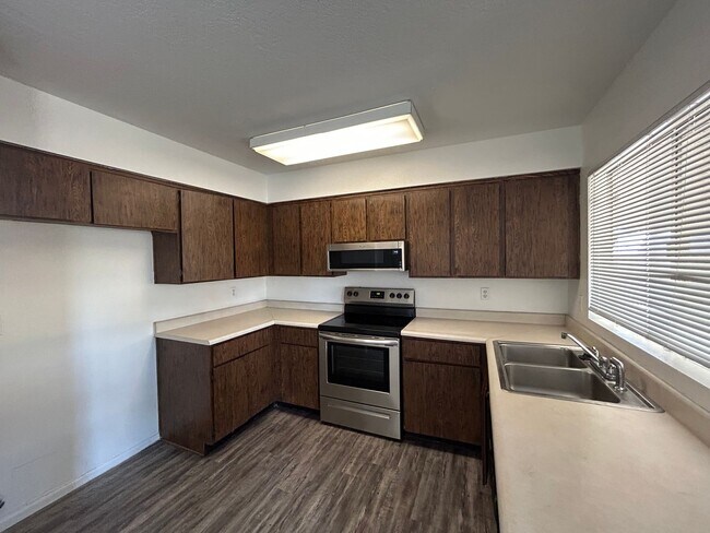 Photo - 3 Bedroom 2 Bathroom Parkview North Home