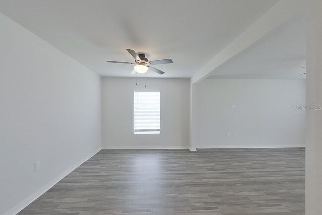 Photo - 1835 Nelson Rd N