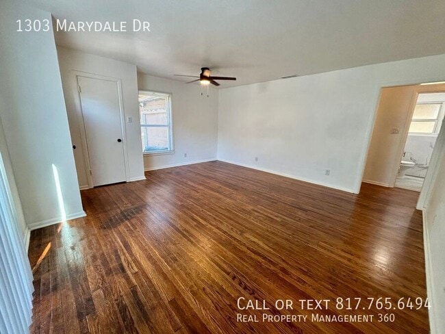 Photo - 1303 Marydale Dr
