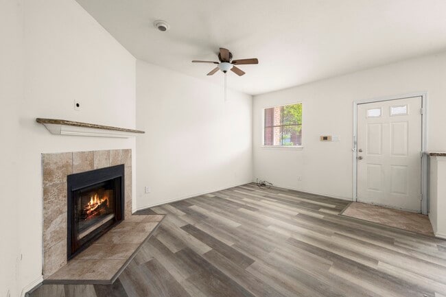 Photo - 1103 Dulles Ave Unit 202