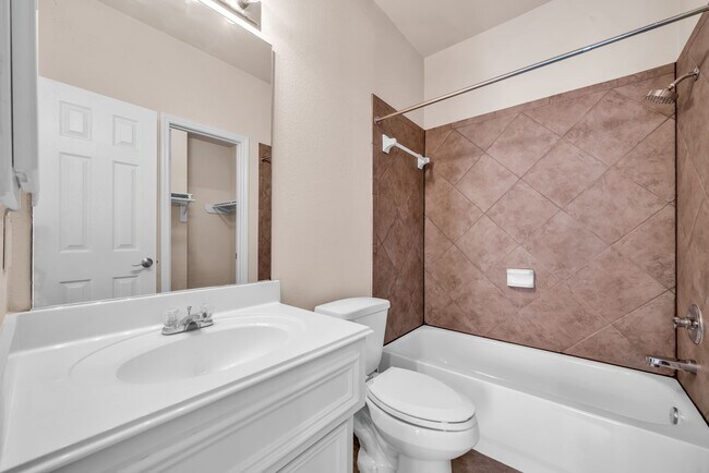 Photo - 1607 W Dallas St