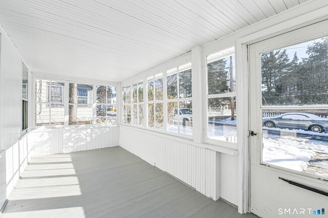 Photo - 6 Springdale St