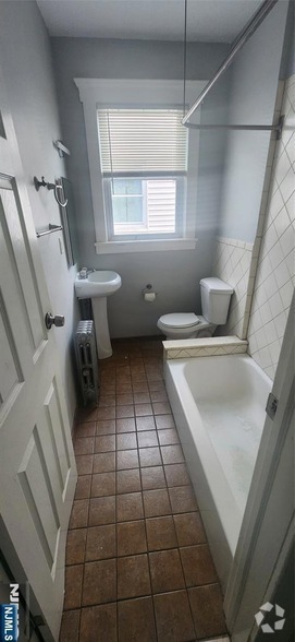 Building Photo - 41 Schuyler Terrace Unit 39 Rental