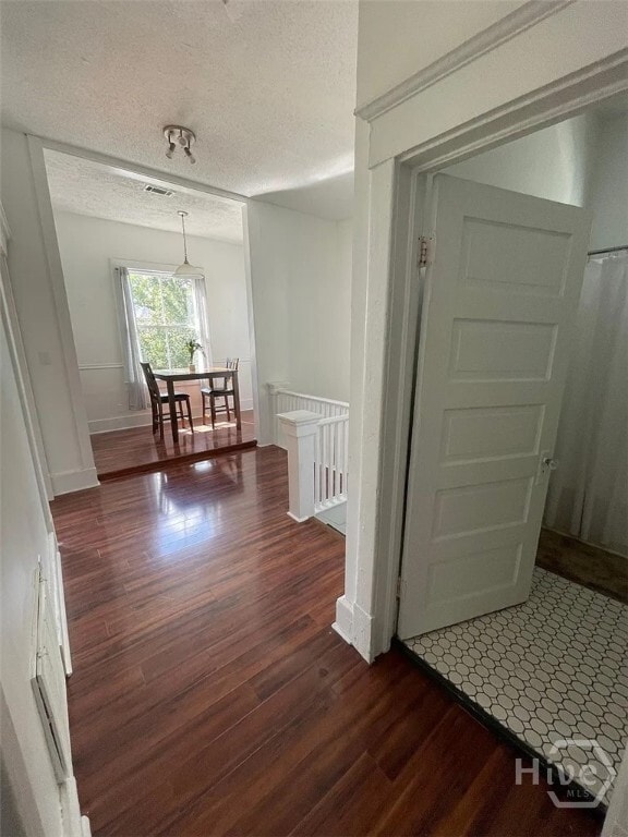 Photo - 2206 Barnard St Townhome