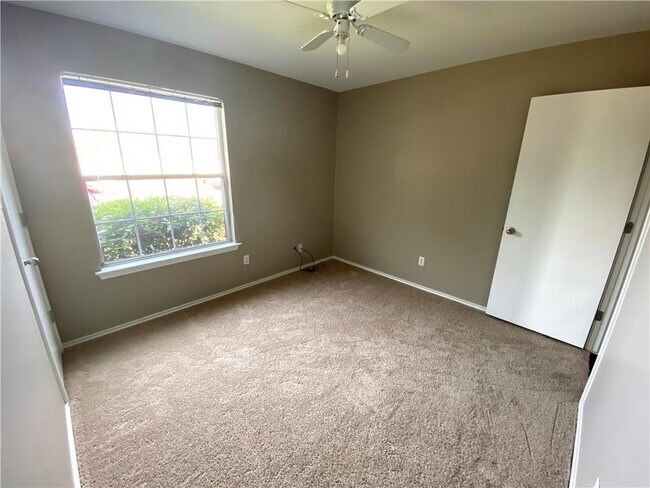 Photo - 12817 Chime Dr