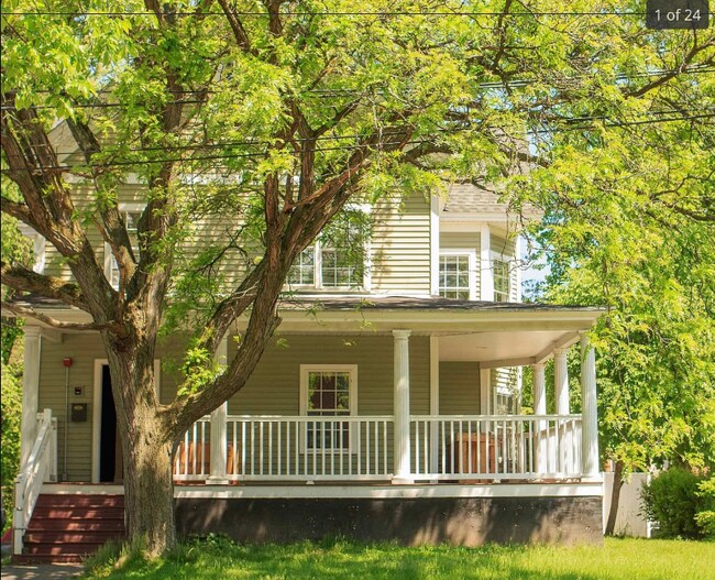 Photo - 57 Winchester St