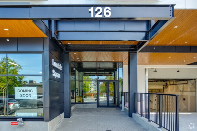 Photo - Lonsdale Square