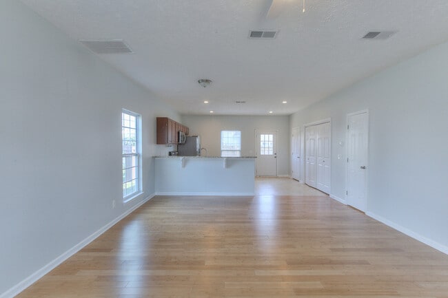 Photo - 3052 RG Buchanan Dr