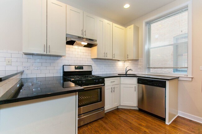 Photo - 849 W Cornelia Ave Unit 853-1N