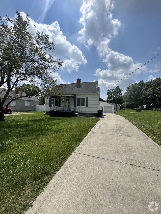 Building Photo - 835 Wintermute Ave Rental