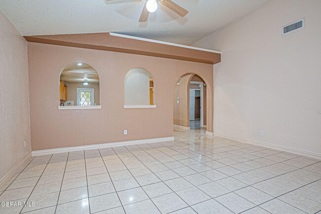 Photo - 11621 Maquitico Ct