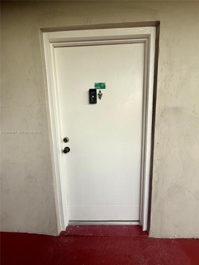 Photo - 802 NW 87th Ave Unit 319