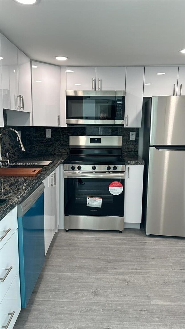 Photo - 2075 SW 122nd Ave Unit 531