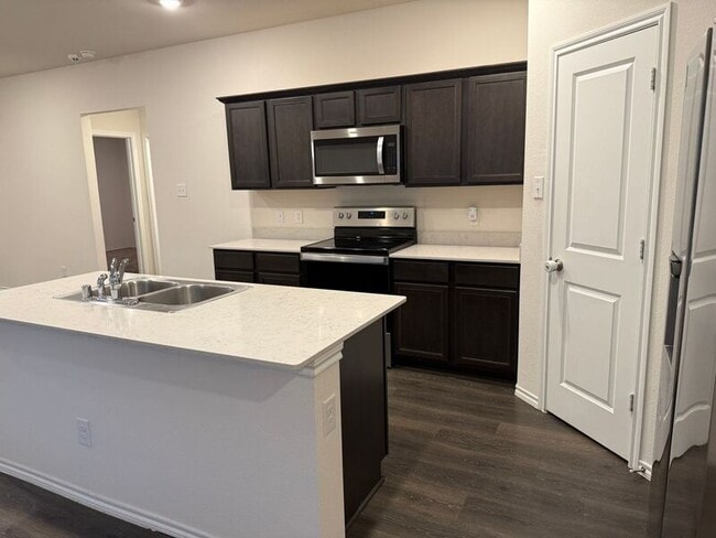 Photo - 3213 Perman Dr