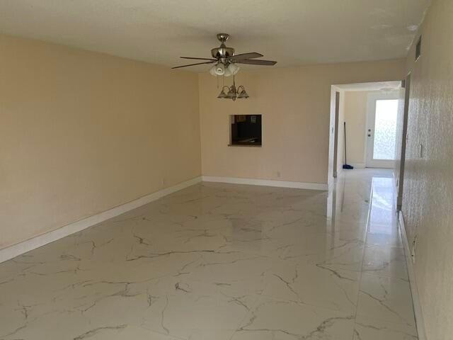 2960 Riverside Dr Unit 318-2
