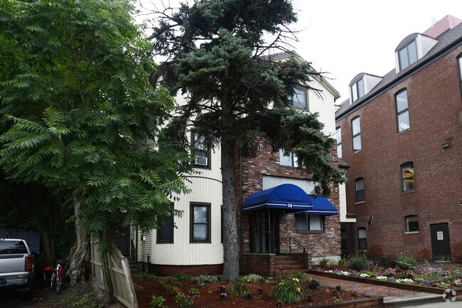58 Leo Birmingham Pky