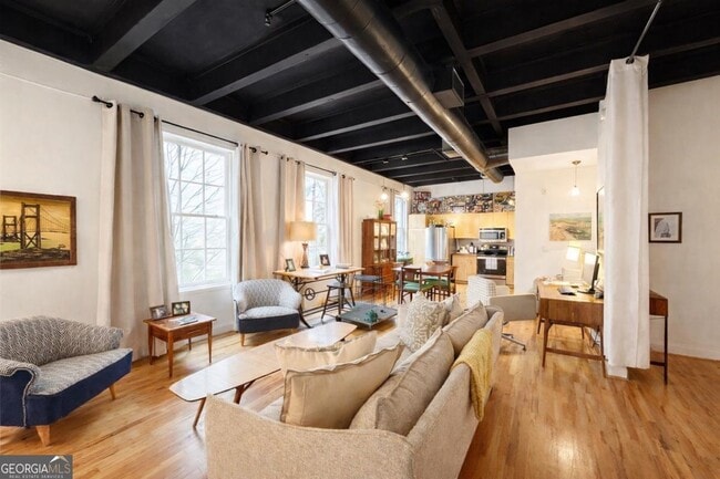 Photo - 1736 Liberty Ln