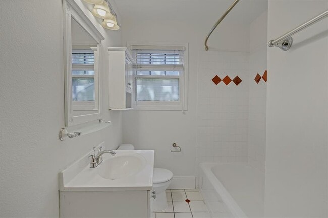 Photo - 3700 Harmon Ave