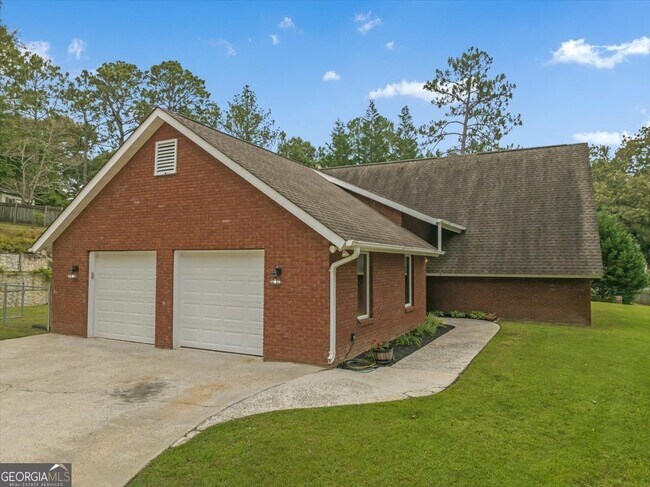 Photo - 205 Blue Ridge Ln