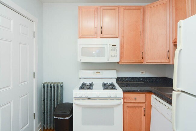 Photo - 2922 N Sacramento Ave Unit 2