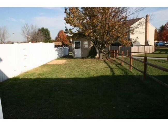 Photo - 2417 Franklin Dr
