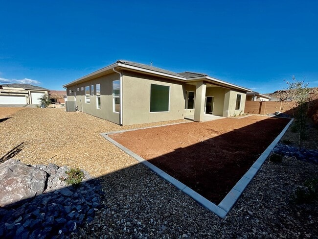 Photo - Beautiful Three Bedroom Home in Desert Cliffs