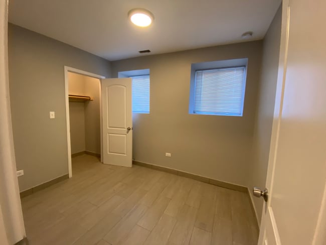 Photo - 5700 S Wabash Ave Unit B