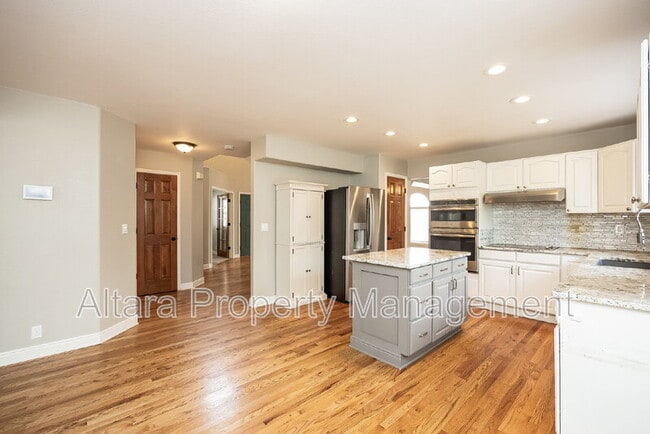 Photo - 1825 Starstone Ct