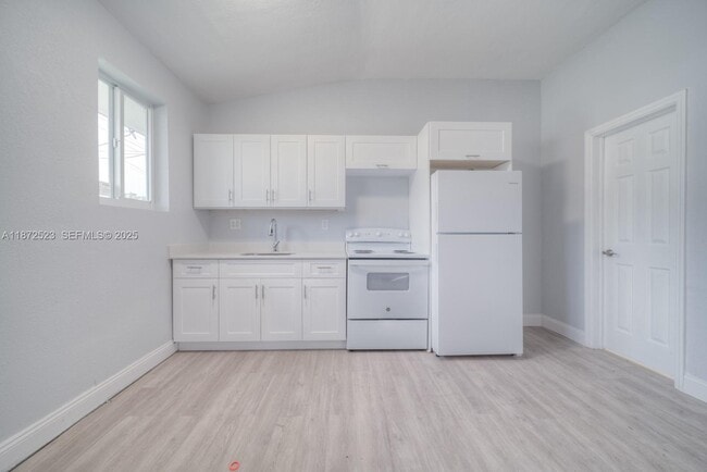 Photo - 17725 SW 103rd Ave