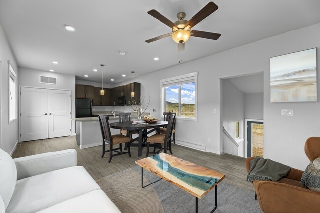 Building Photo - 31 Diamond View Ln