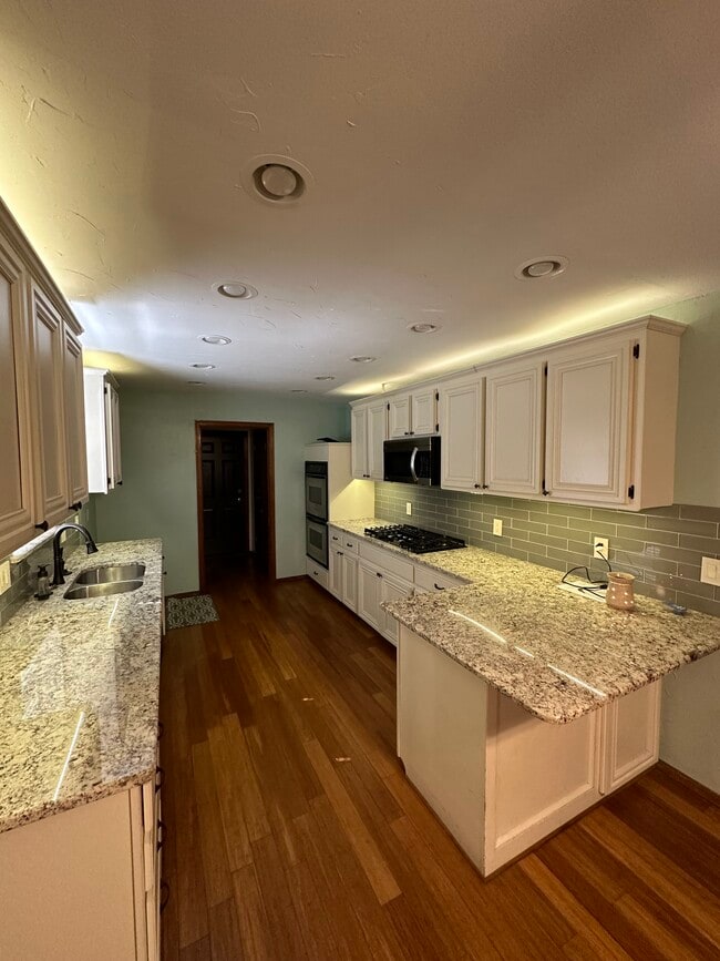 Photo - 17600 Durbin Park Rd