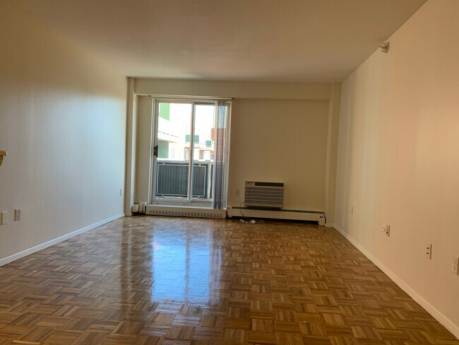 Building Photo - 185 Freeman St Unit 843