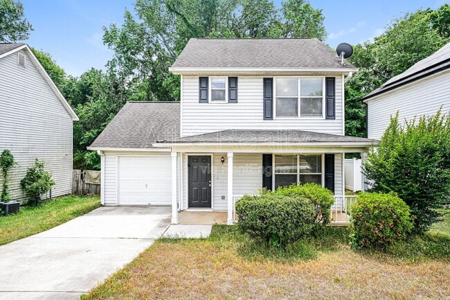 Building Photo - 823 Tramore Dr